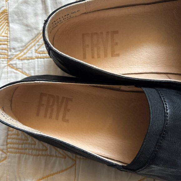 Frye Melanie Slip-On Black Leather Women’s Size 6 - Picture 8 of 11